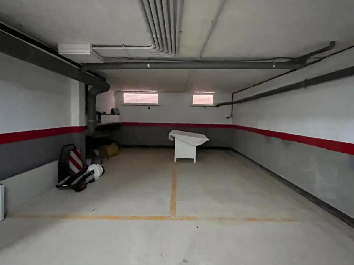 Aparcament de Apartament en venda en Los Alcázares amb Terrassa i Alarma