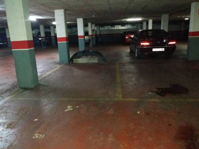Garaje en Venta en Calle ANCIANITAT en Zona Esportiva
