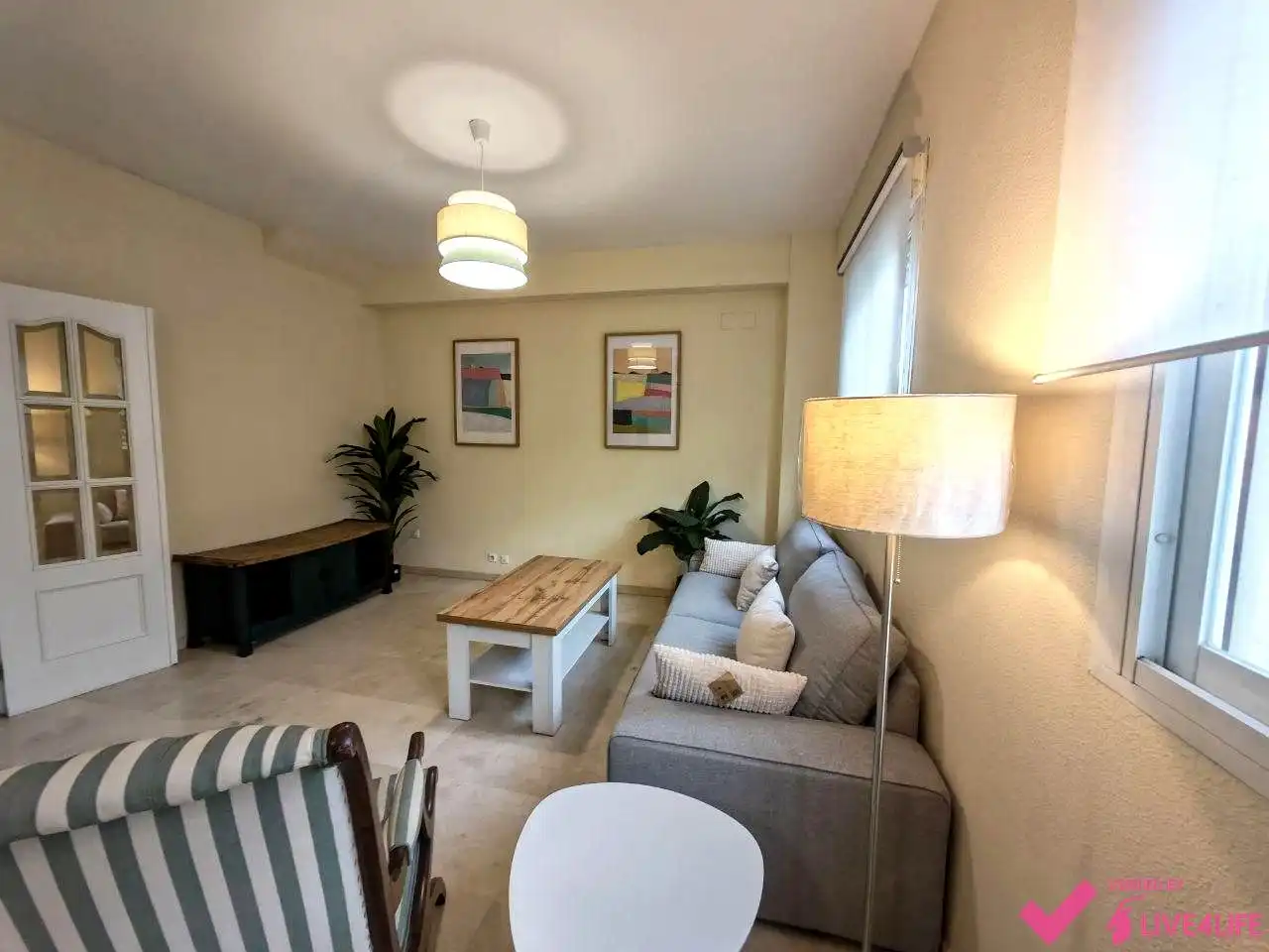 Wohnzimmer von Maisonette zur Miete in Sevilla mit Klimaanlage, Terrasse und Möbliert