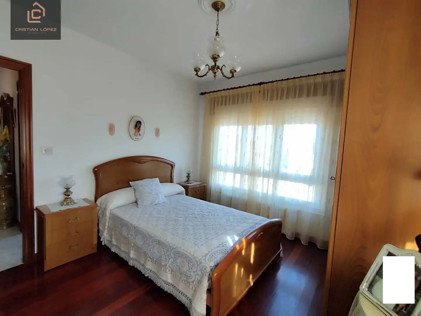 Dormitori de Casa o xalet en venda en Abegondo amb Calefacció, Parquet i Terrassa