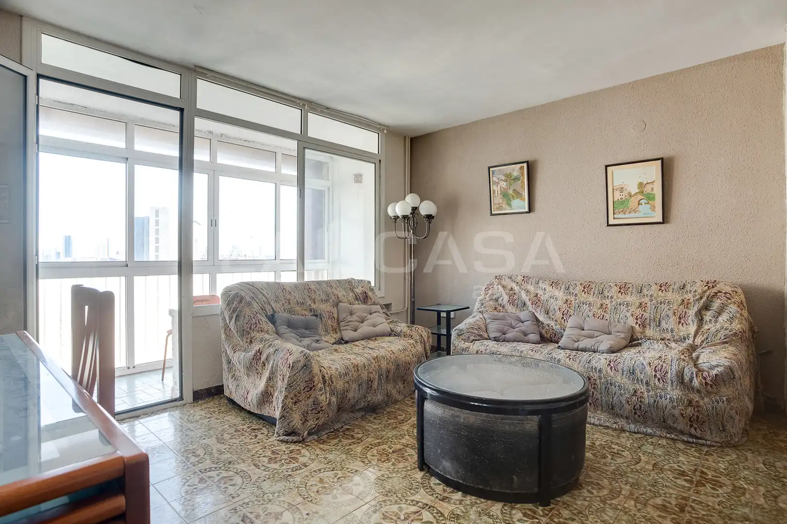 Sala d'estar de Dúplex en venda en Barcelona amb Balcó