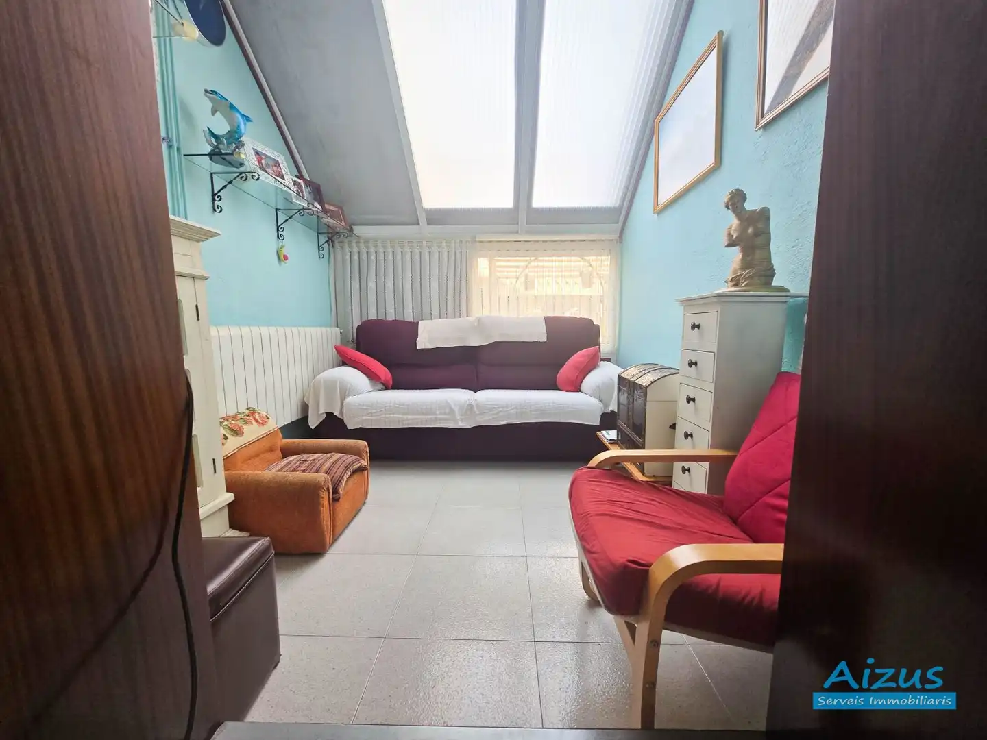 Sala de estar de Casa adosada en venta en Ripollet con Calefacción, Trastero y Horno