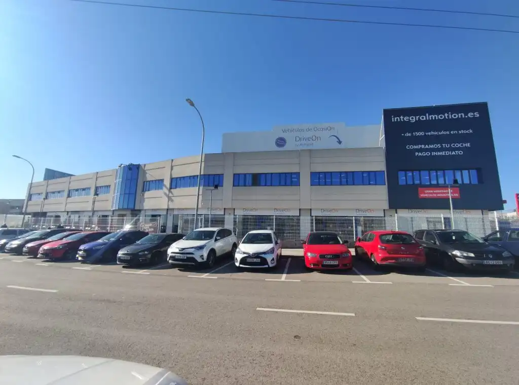 Vista exterior de Oficina de alquiler en Leganés con Aire acondicionado y Calefacción