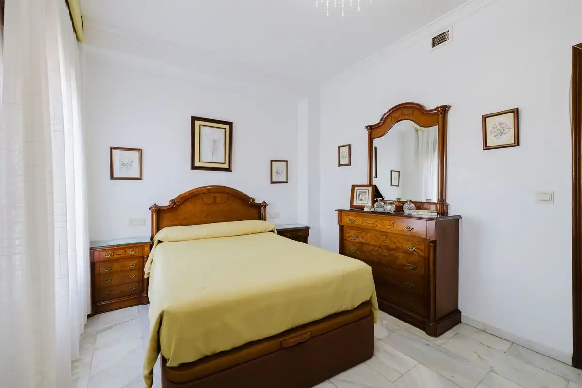 Dormitori de Casa adosada en venda en Cañete la Real amb Aire condicionat, Calefacció i Terrassa
