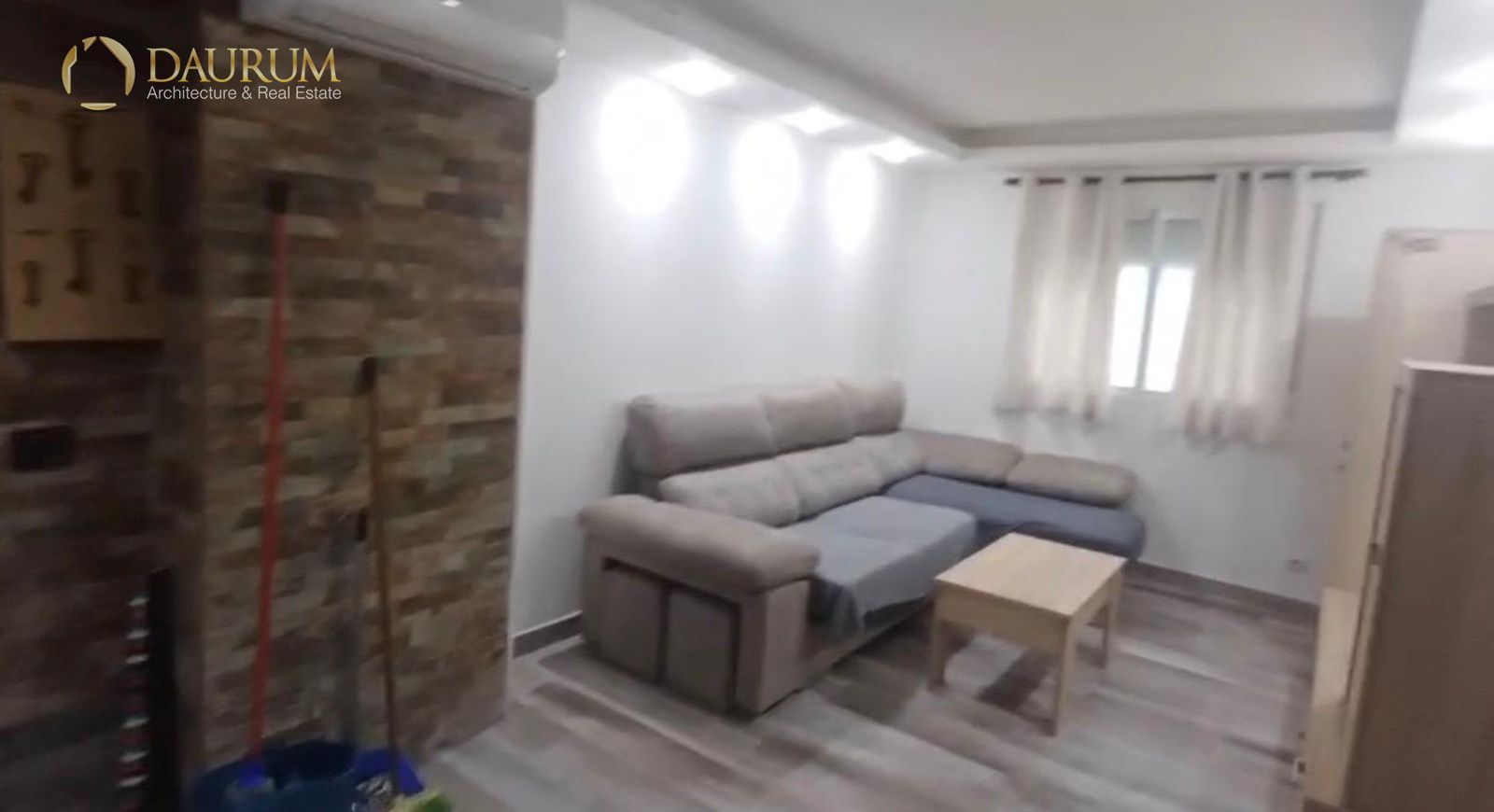 Living room of Flat for sale in Coslada  with Air Conditioner, Heating and Furnished
