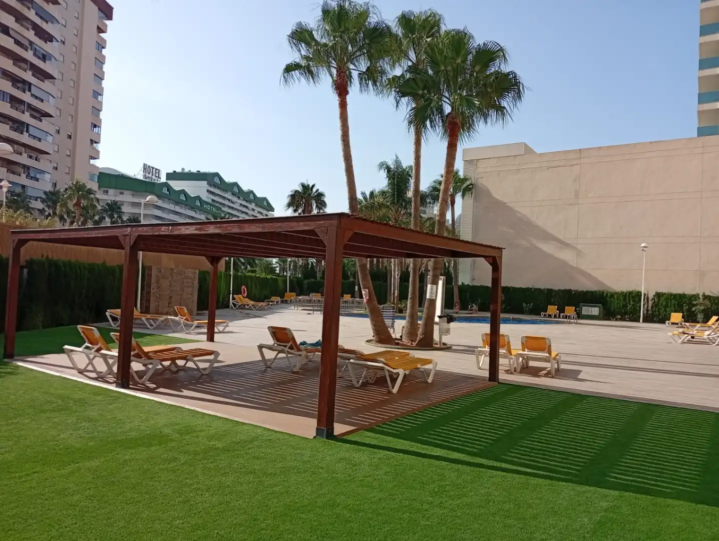 Terraza de Apartamento en venta en Calpe / Calp con Aire acondicionado, Calefacción y Jardín privado