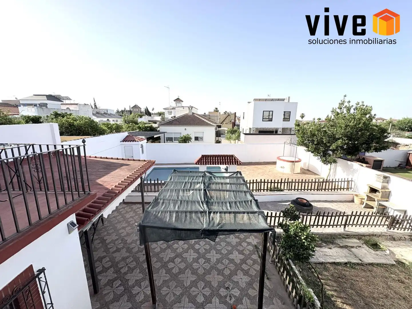 Terrace of Detached homes for sale in Mairena del Aljarafe  with Air Conditioner, Heating and Private garden