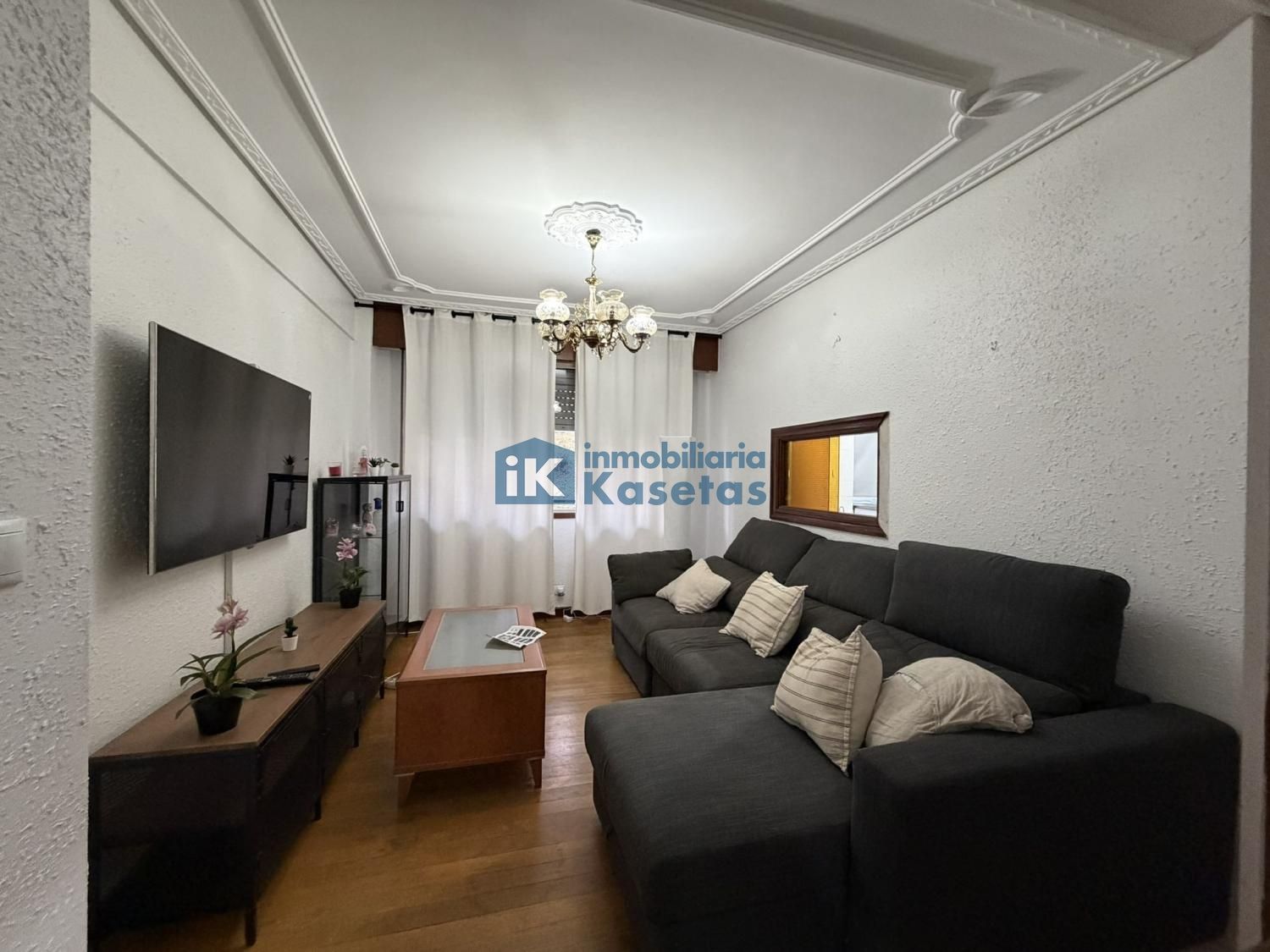 Living room of Flat for sale in Basauri   with Heating and Terrace