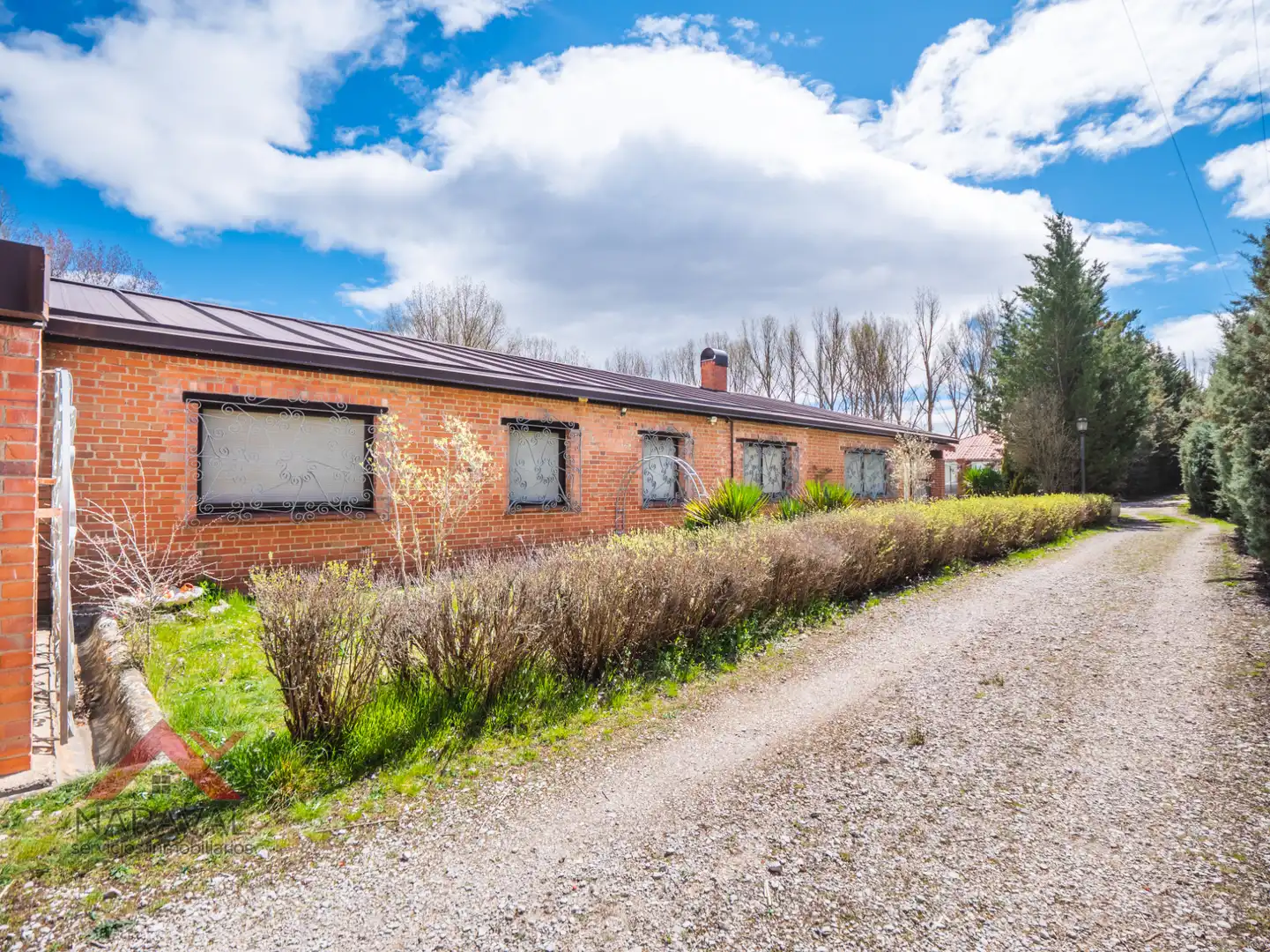 Vista exterior de Casa o xalet en venda en Burgo de Osma - Ciudad de Osma amb Calefacció, Jardí privat i Terrassa