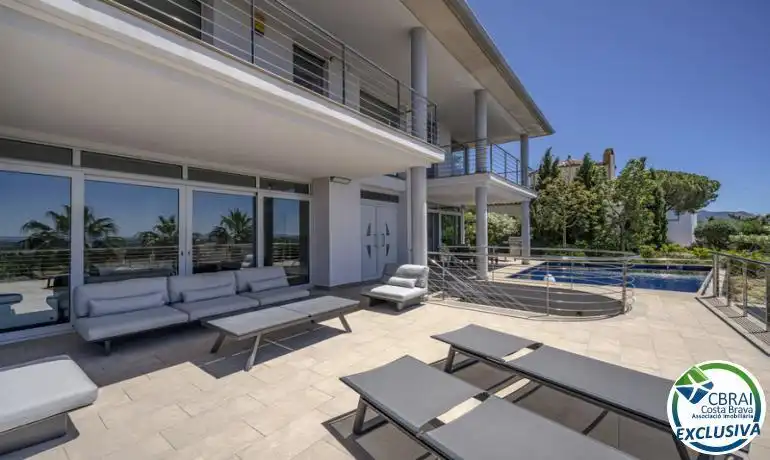 Detached house with pool for sale in Alemanya 74