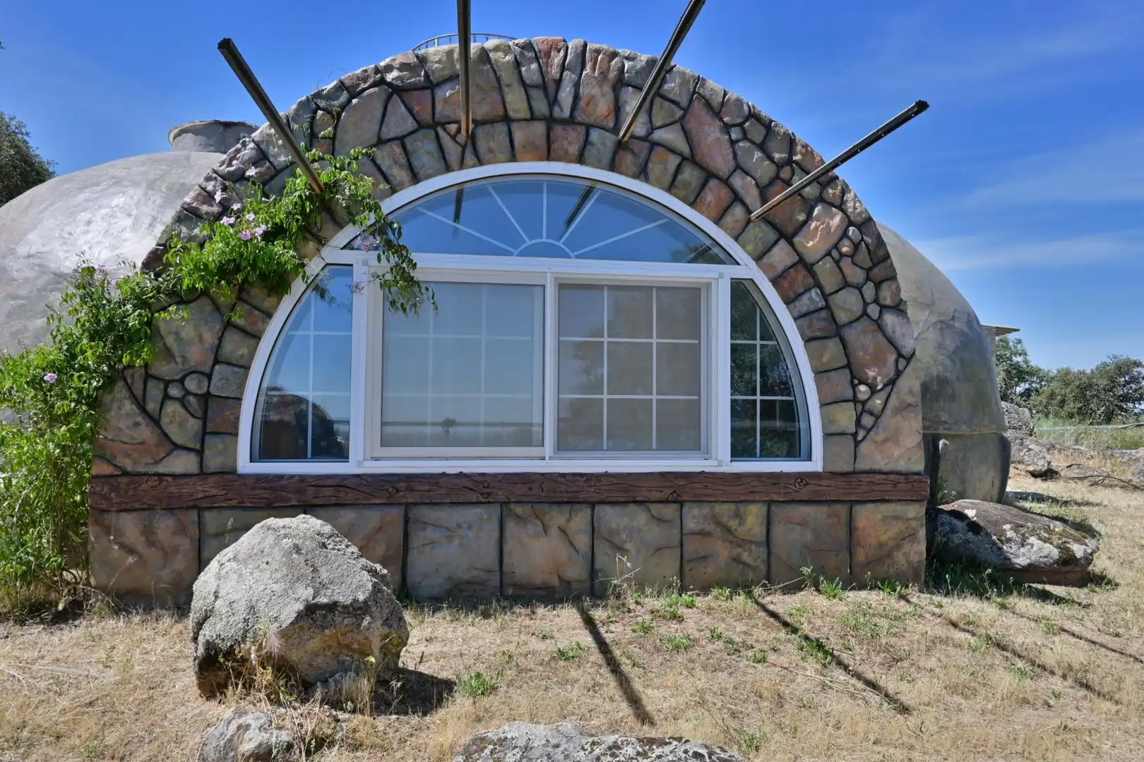 Vista exterior de Casa o chalet en venta en Bodonal de la Sierra con Aire acondicionado, Piscina y Amueblado