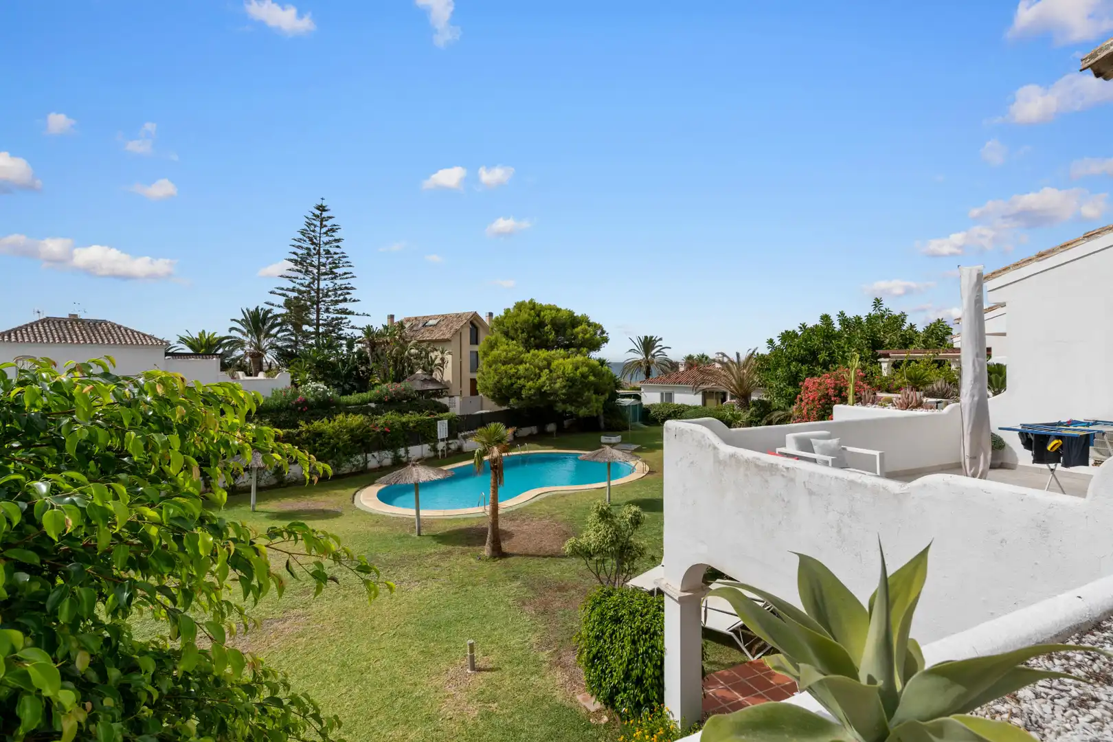 Jardín de Casa adosada en venta en Marbella con Aire acondicionado, Terraza y Piscina