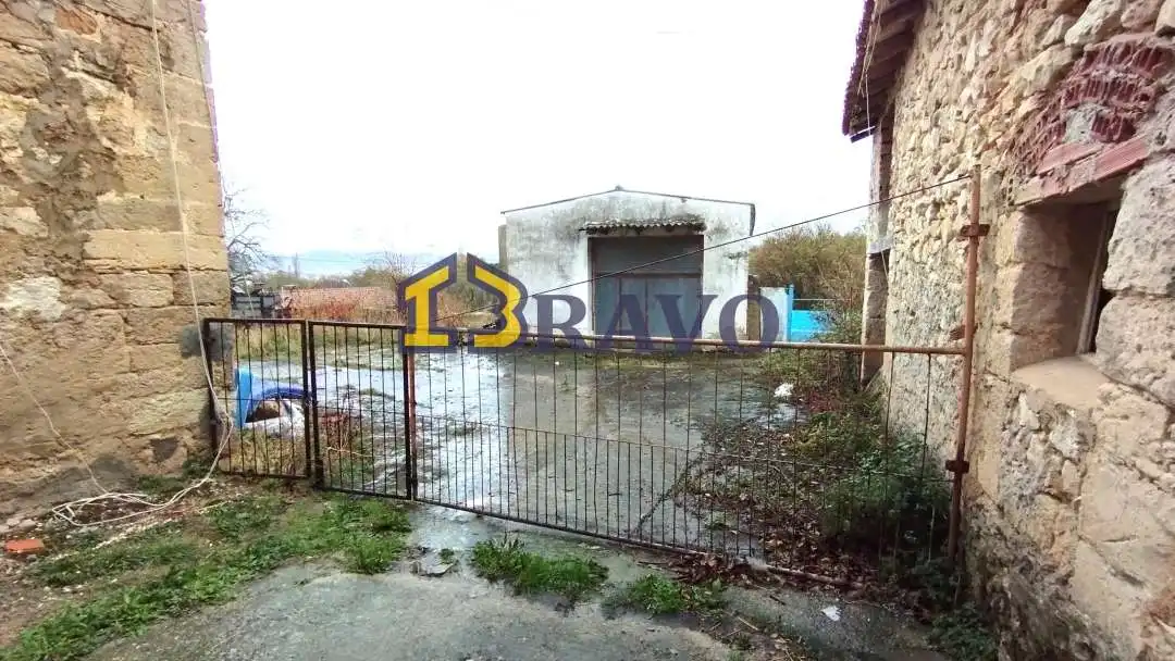 Casa o chalet en venta en Merindad de Cuesta-Urria con Calefacción, Jardín privado y Amueblado