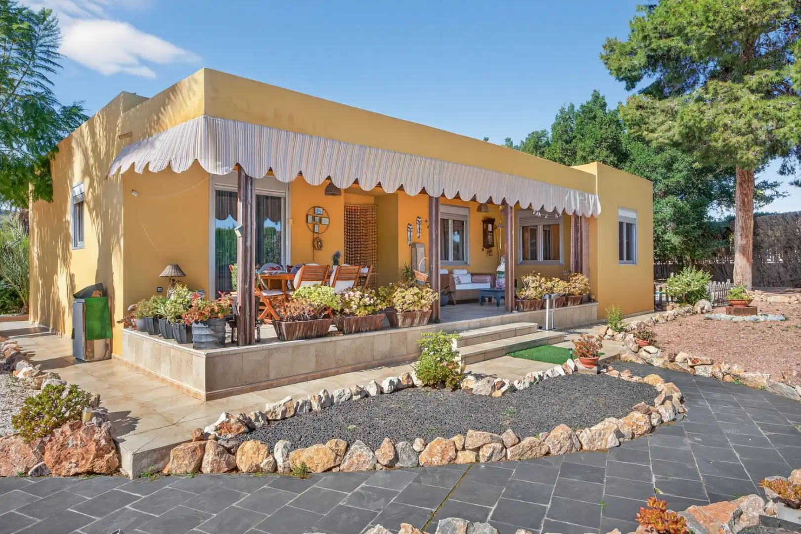 Vista exterior de Casa o chalet en venta en Elche / Elx con Aire acondicionado y Alarma