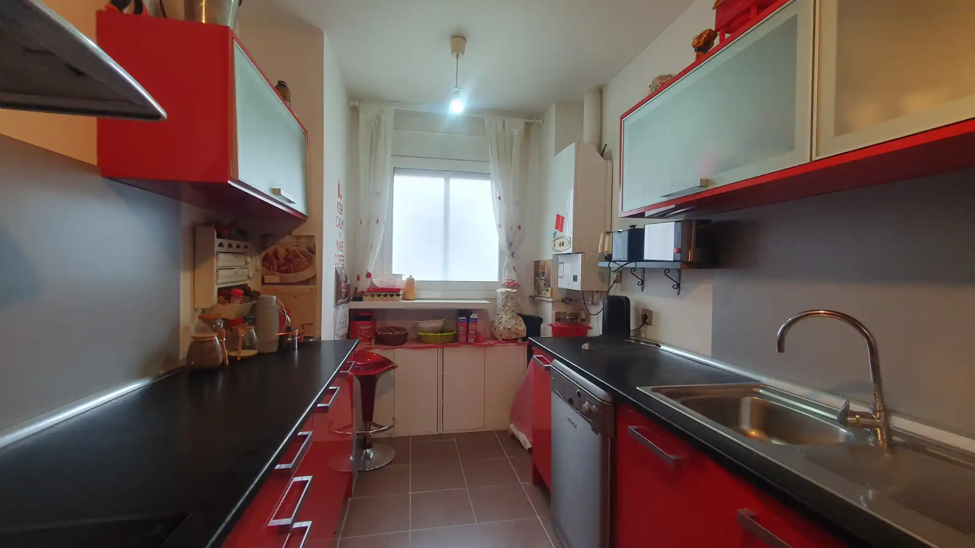 Cocina de Piso en venta en Madrid con Aire acondicionado, Calefacción y Jardín privado
