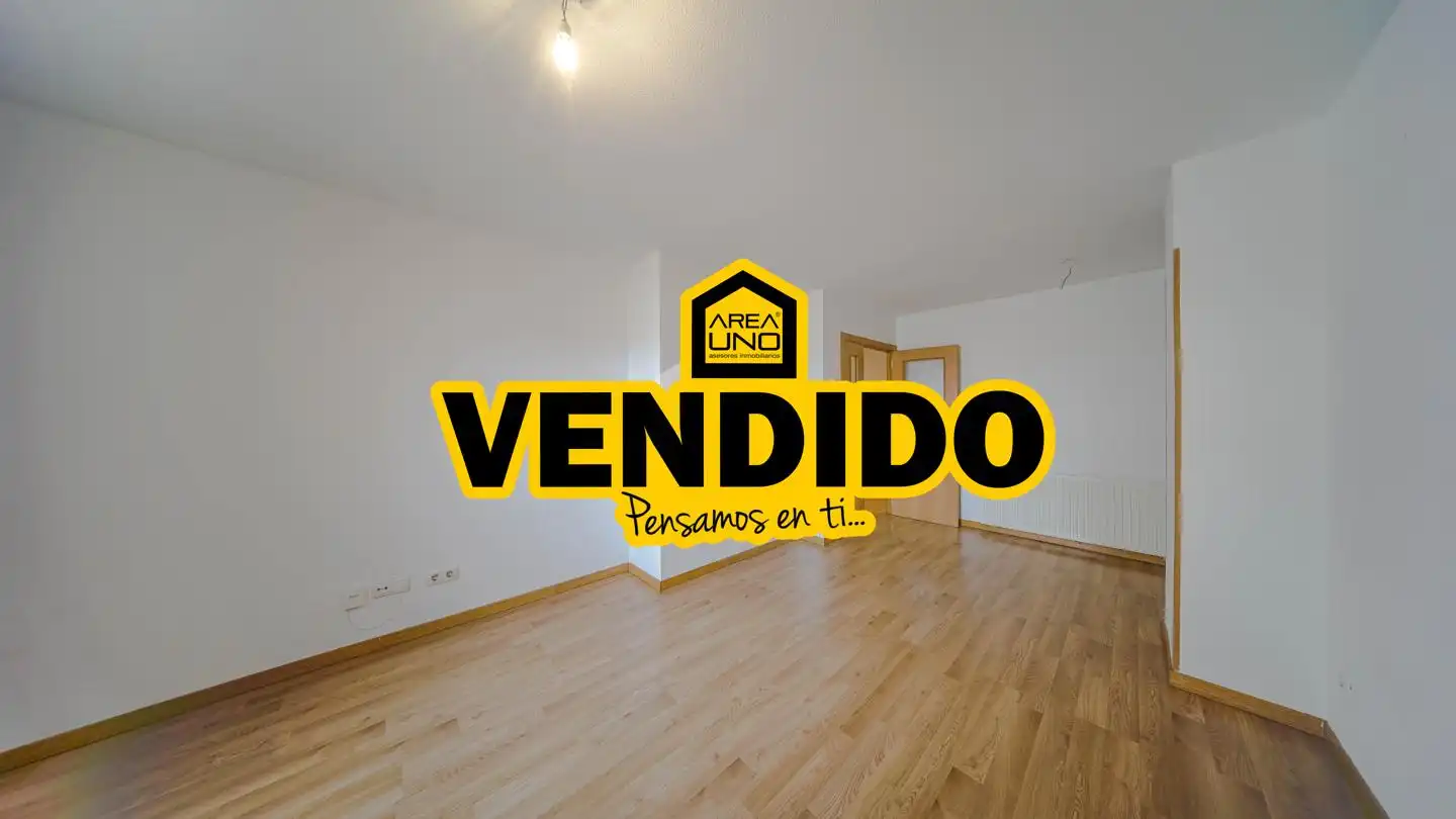 Habitación de Planta baja en venta en Alcorcón con Calefacción, Trastero y Piscina comunitaria
