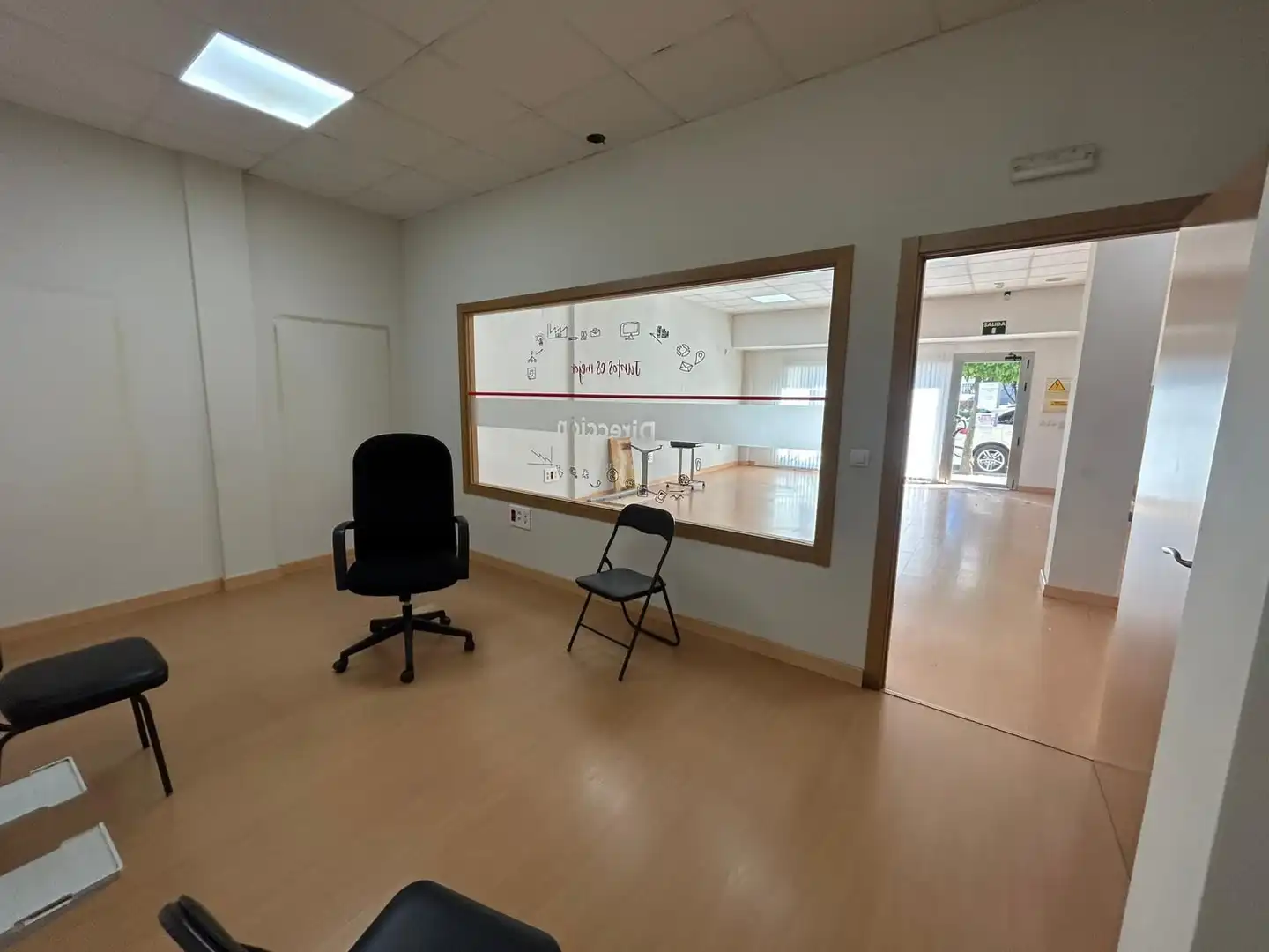 Locale commerciale in affitto a Moraleja, imagen 4
