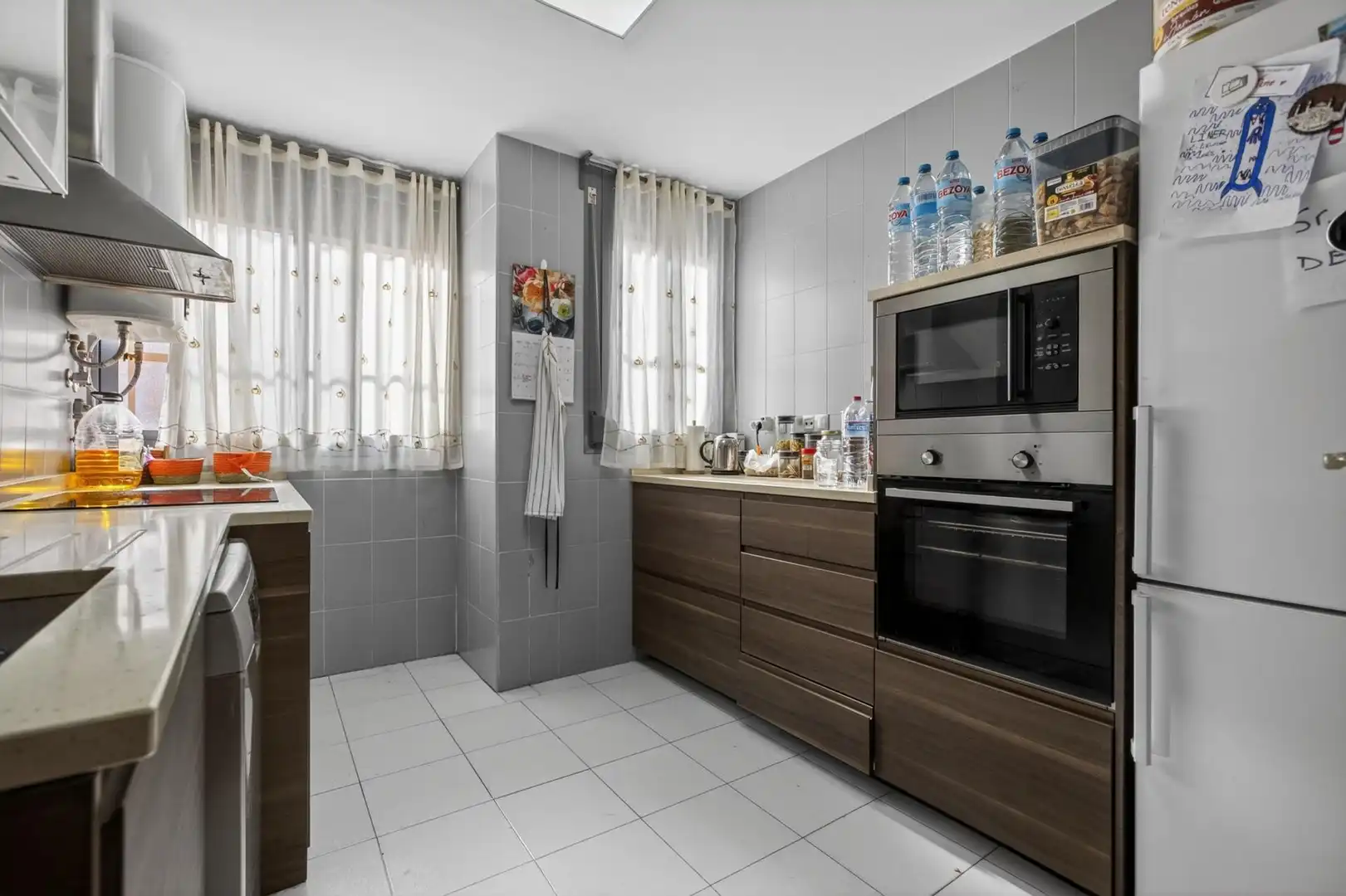 Cocina de Piso en venta en Sevilla con Aire acondicionado, Terraza y Piscina comunitaria