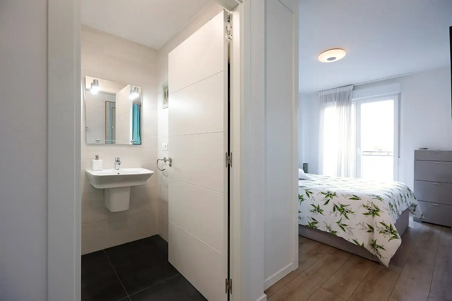 Bany de Dúplex en venda en Donostia - San Sebastián  amb Aire condicionat, Terrassa i Moblat