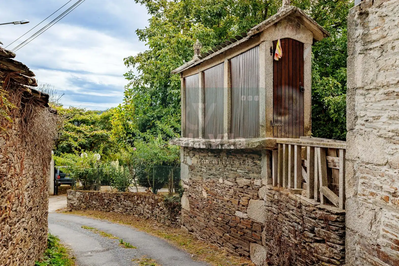 Vista exterior de Finca rústica en venda en Lugo amb Jardí privat, Parquet i Terrassa