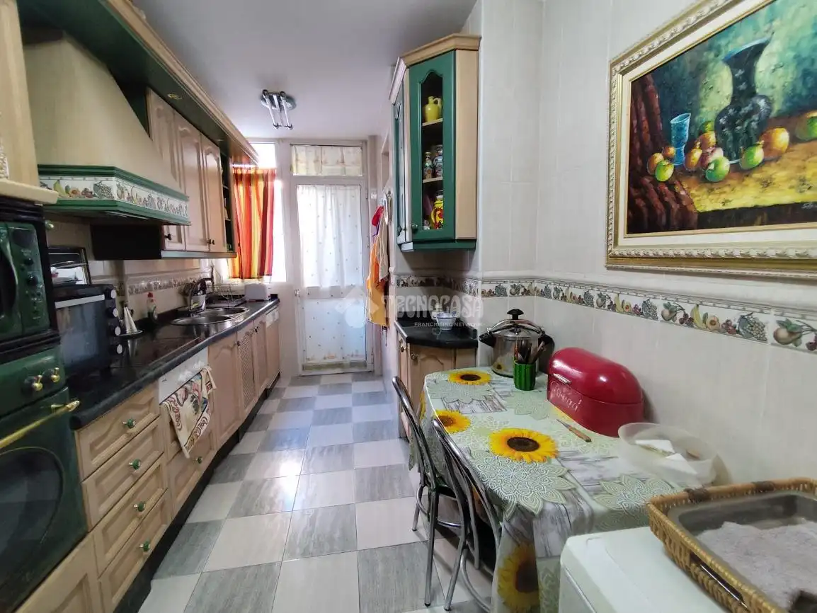 Kitchen of Flat for sale in Córdoba  with Air Conditioner