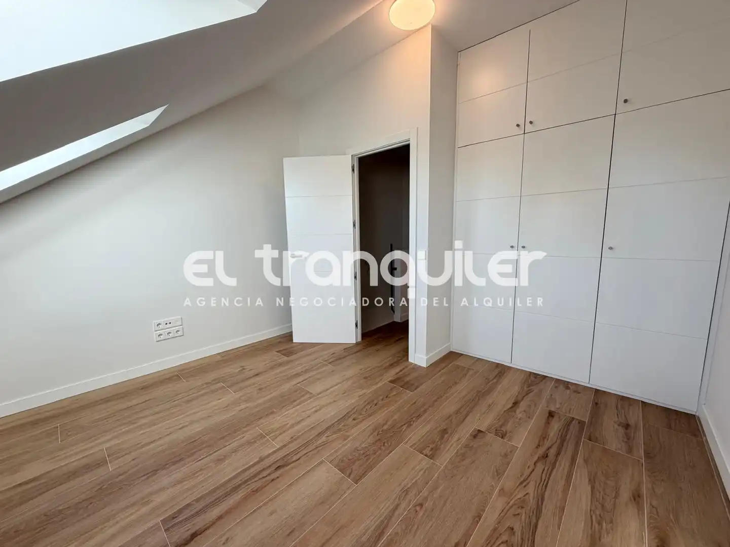 Habitación de Dúplex de alquiler en Majadahonda con Parquet, Terraza y Trastero