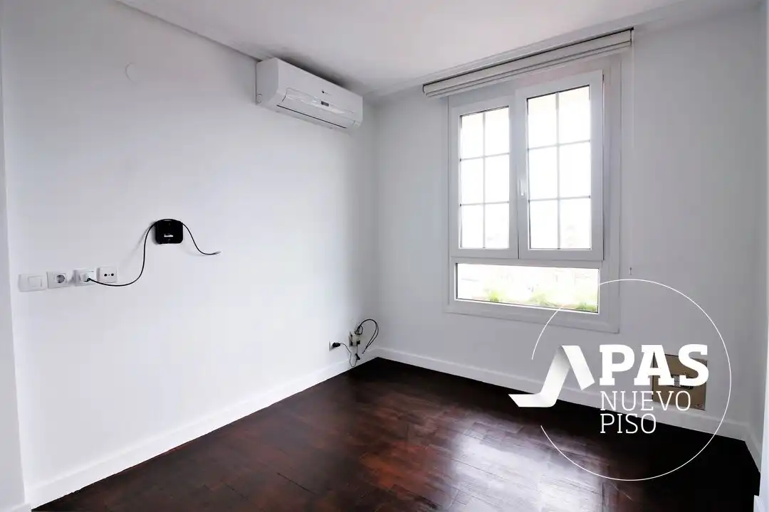 Habitación de Piso en venta en Santander con Aire acondicionado, Calefacción y Jardín privado