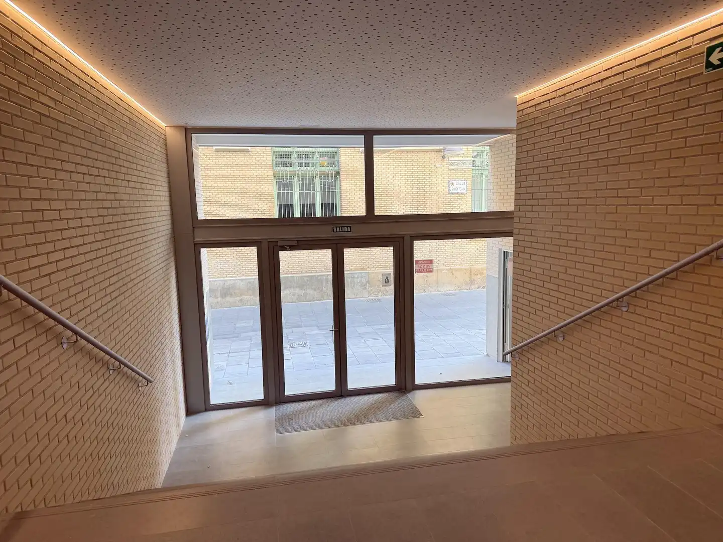 Ático en venta en Zaragoza con Calefacción, Terraza y Trastero