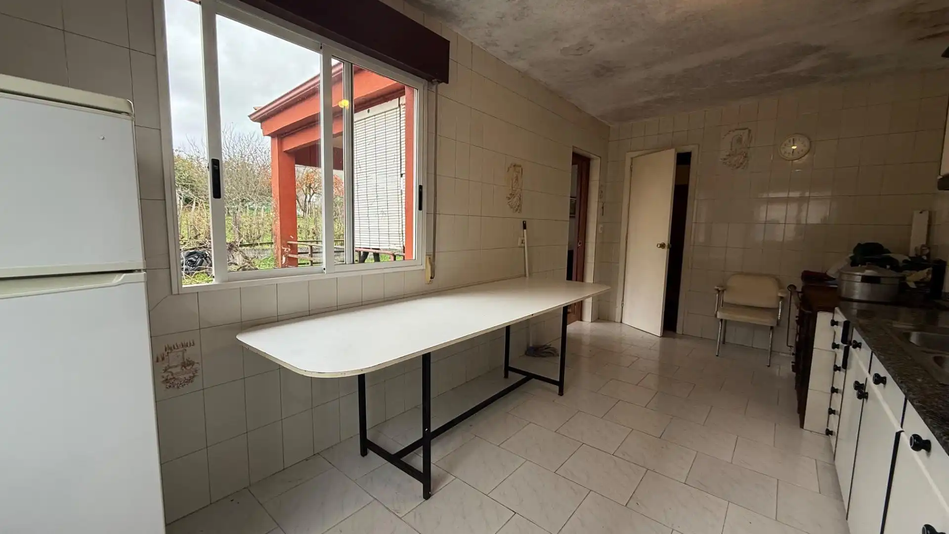 Cocina de Casa o chalet en venta en Coles con Jardín privado, Terraza y Trastero