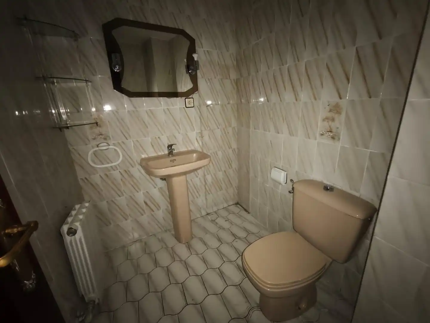 Bathroom of Flat for sale in Zaragoza  with Heating, Terrace and Balcony