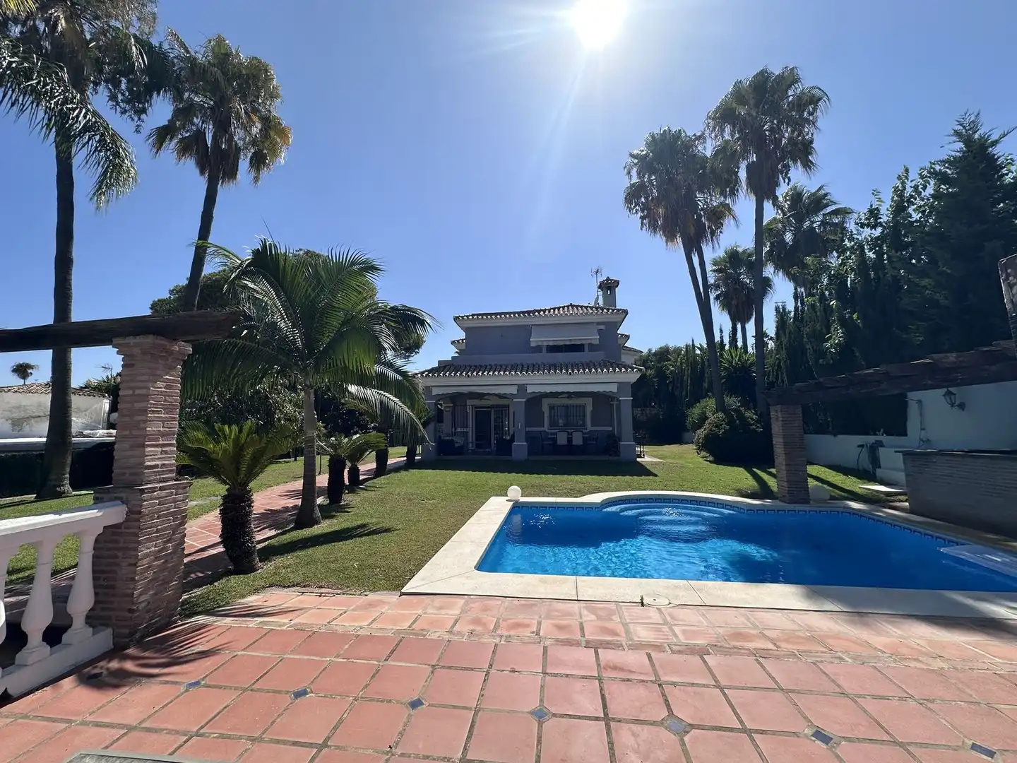 Chalet con piscina en venta en Avenida Benamara 15, imagen 15