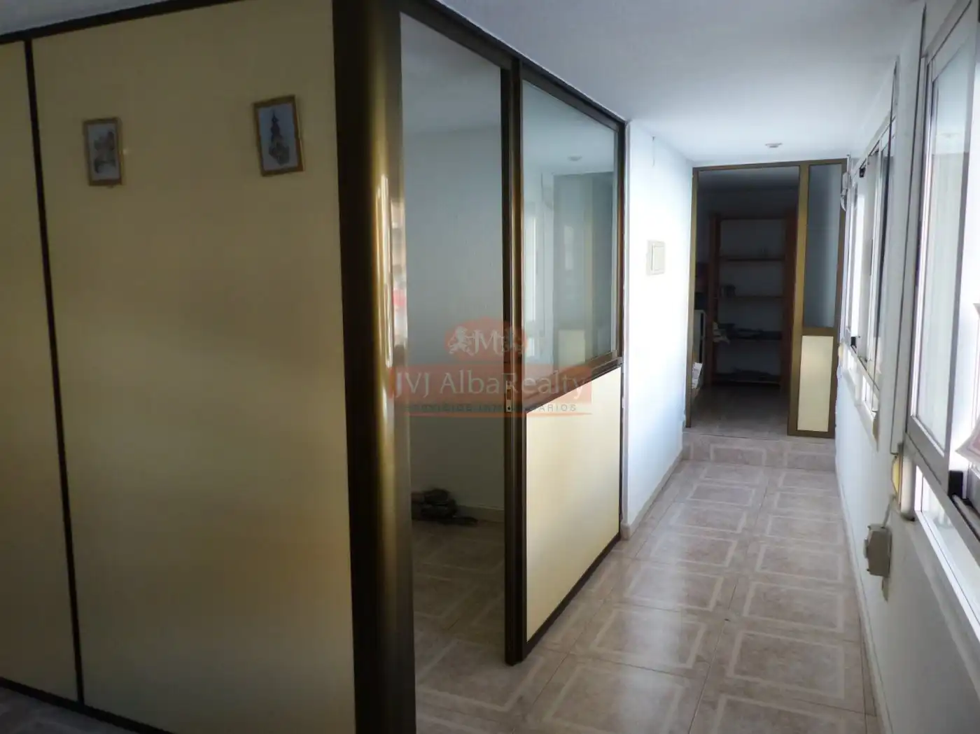 Büro zur Miete in Albacete mit Klimaanlage und Möbliert