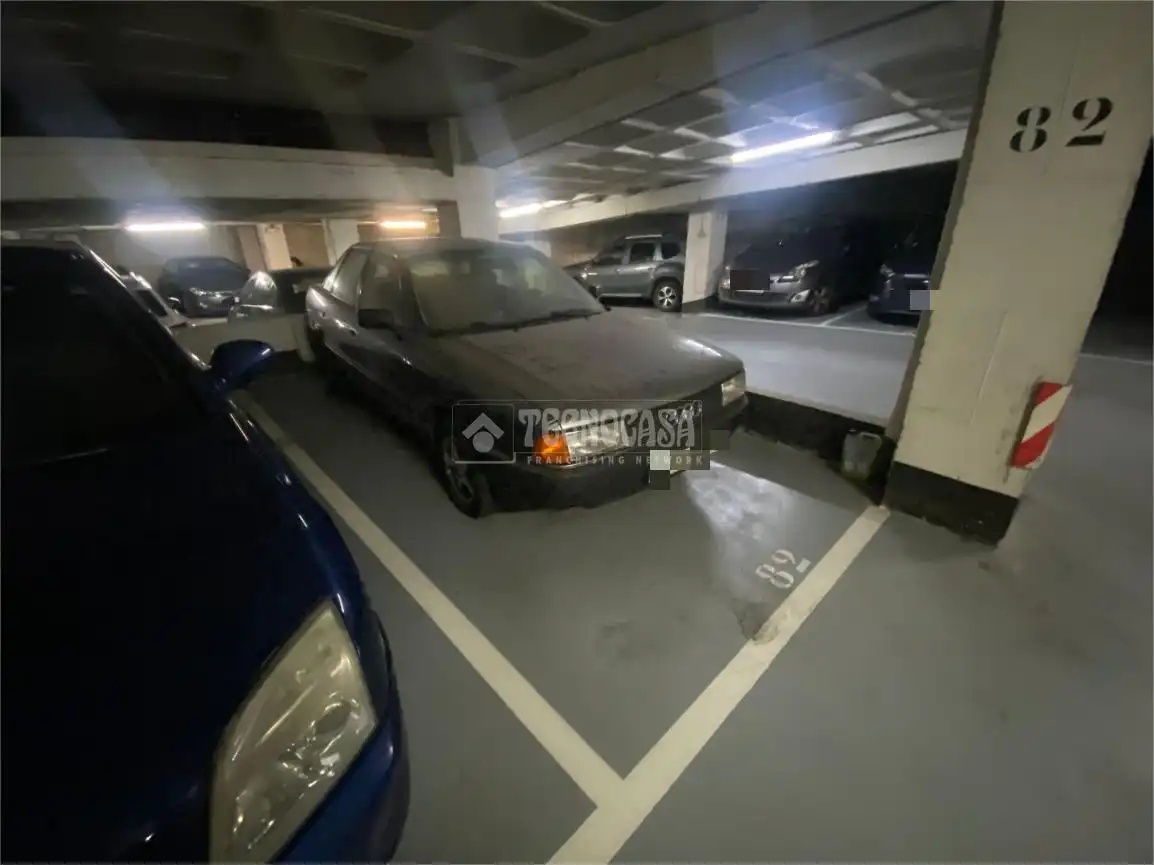 Parking de Piso en venta en Bilbao 