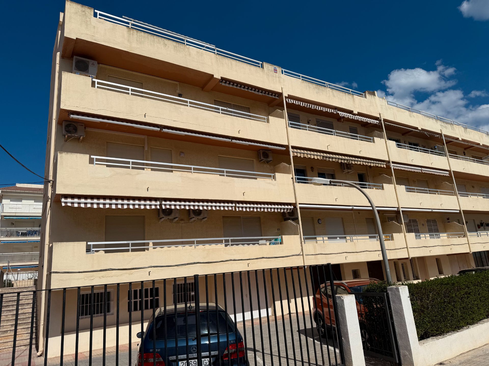 Vista exterior de Apartament de lloguer en Alcalà de Xivert amb Aire condicionat, Calefacció i Terrassa