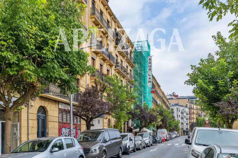 Vista exterior de Ático en venta en Donostia - San Sebastián  con Calefacción y Amueblado