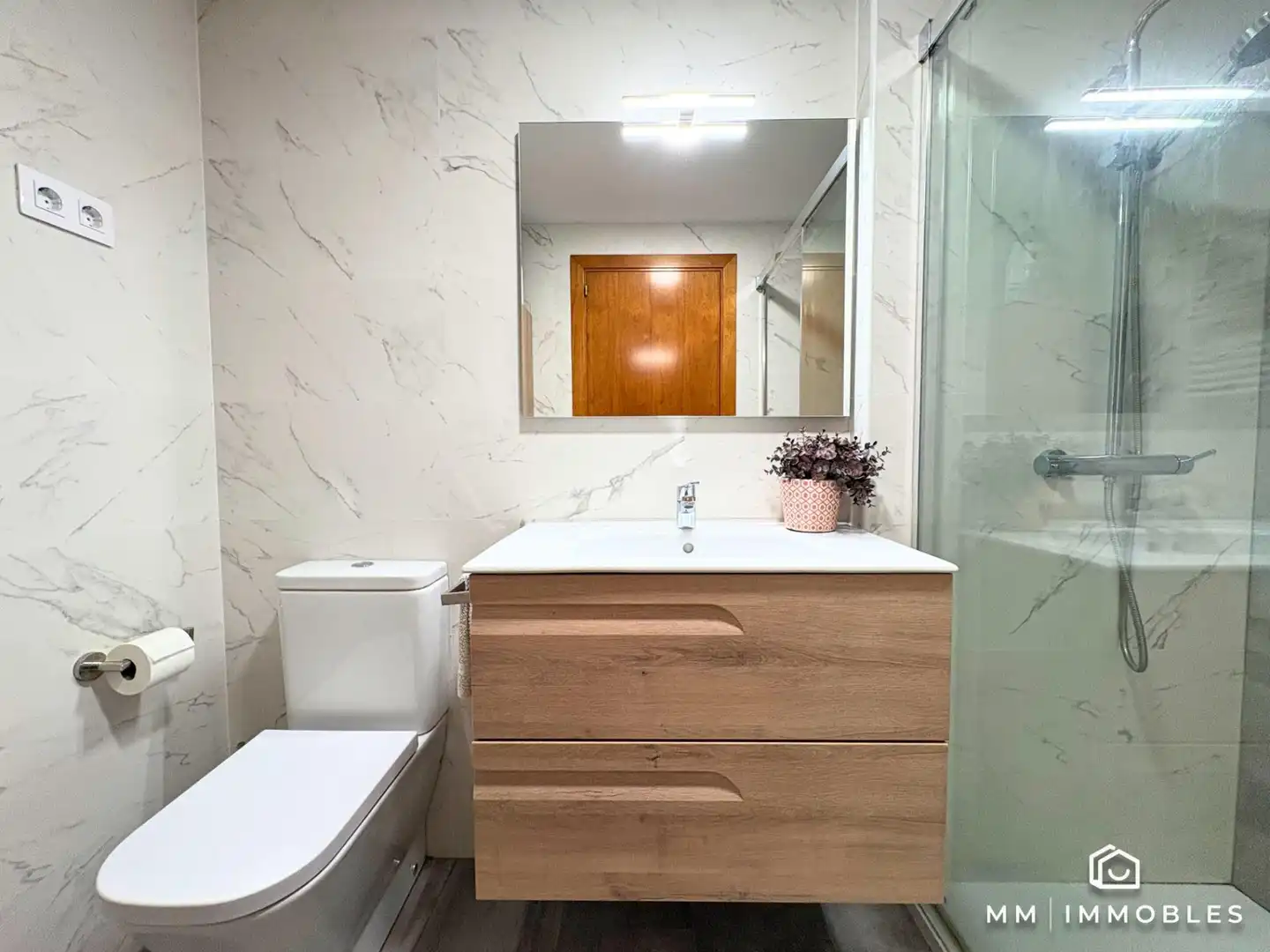 Badezimmer von Dachboden zum Verkauf in La Garriga mit Klimaanlage, Heizung und Abstellraum
