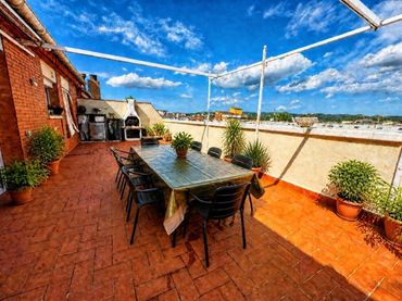 Penthouse with lift for sale in Calle EMPURIES