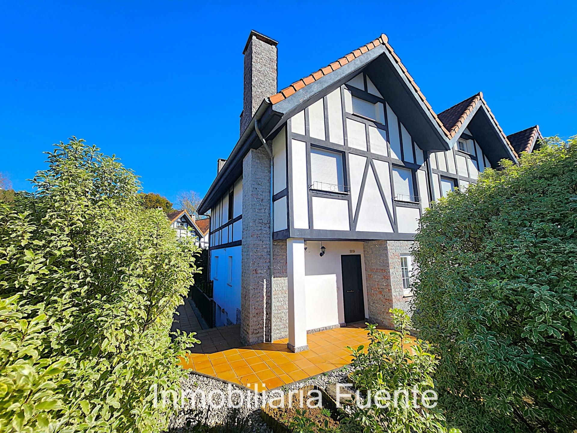 Casa adosada en venta