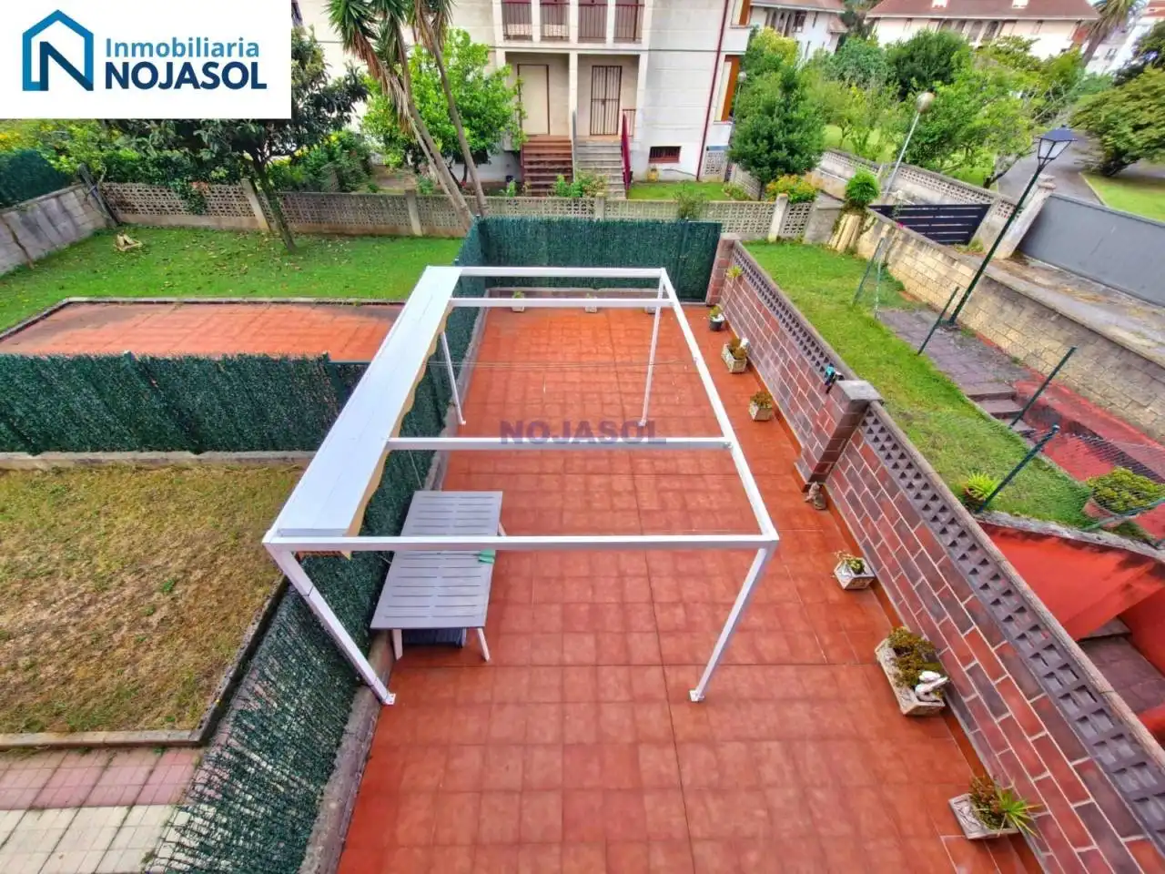 Terraza de Apartamento en venta en Noja con Calefacción, Jardín privado y Terraza