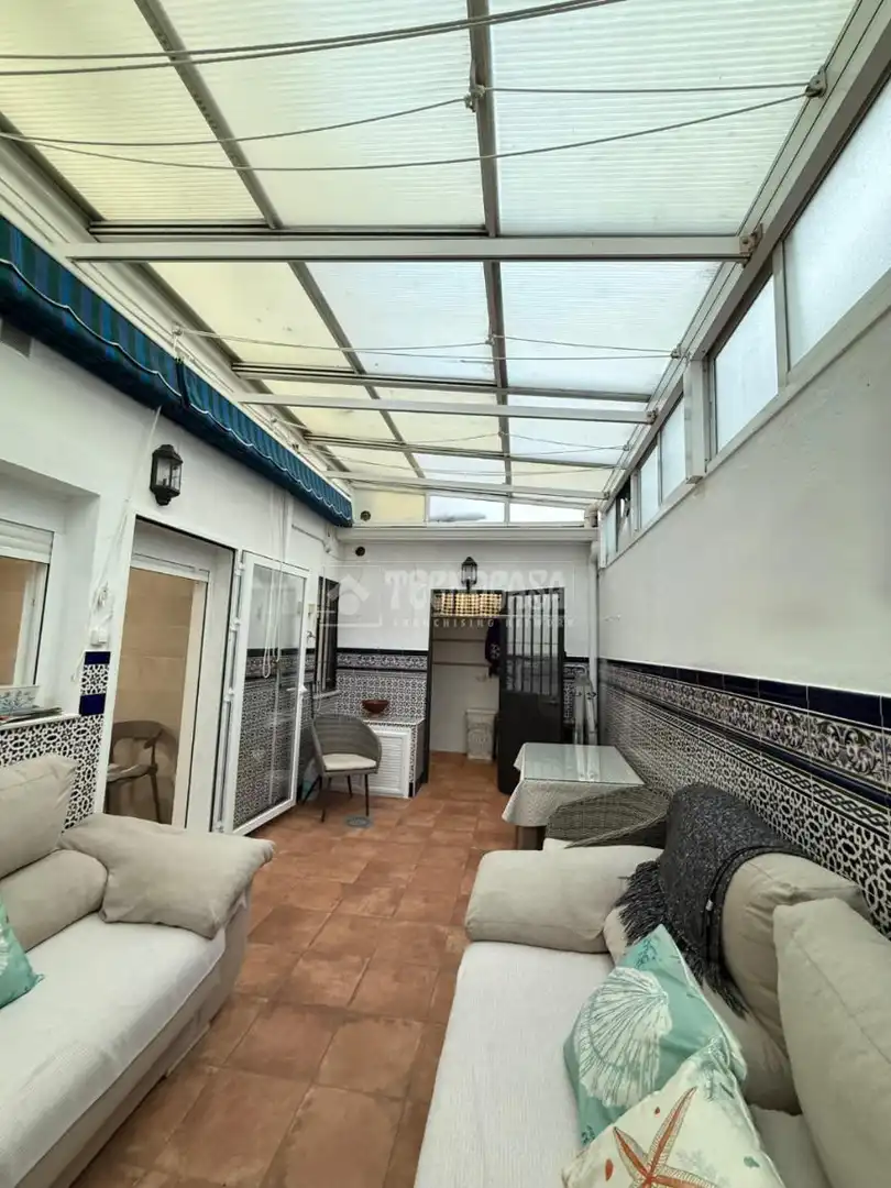 Detached homes for sale in Colores - Entreparques