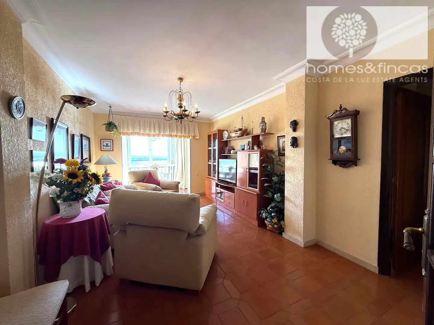 Sala d'estar de Apartament en venda en Ayamonte amb Moblat, Forn i Rentadora