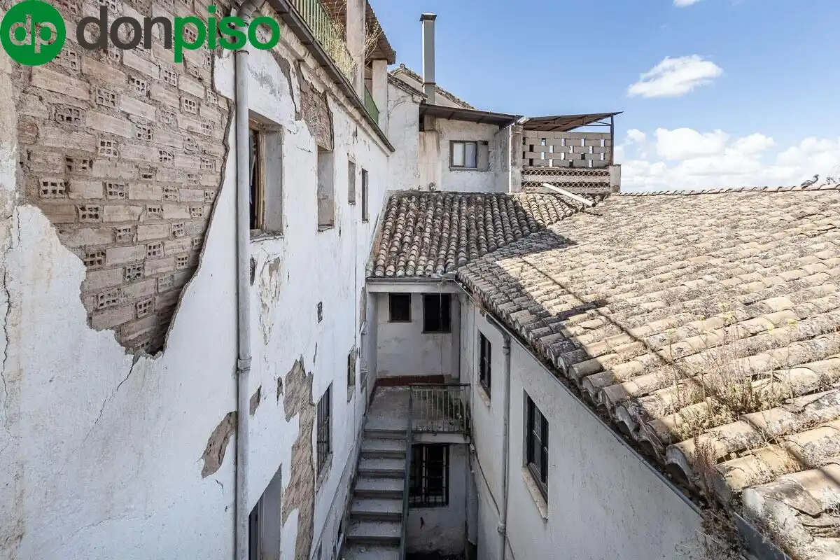 Exterior view of Houses for sale in Granada  with Terrace and Balcony