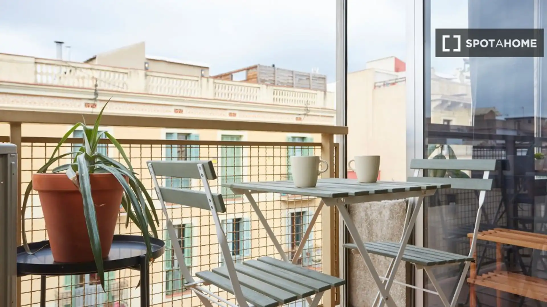 Terraza de Piso de alquiler en  Barcelona Capital con Aire acondicionado, Calefacción y Amueblado