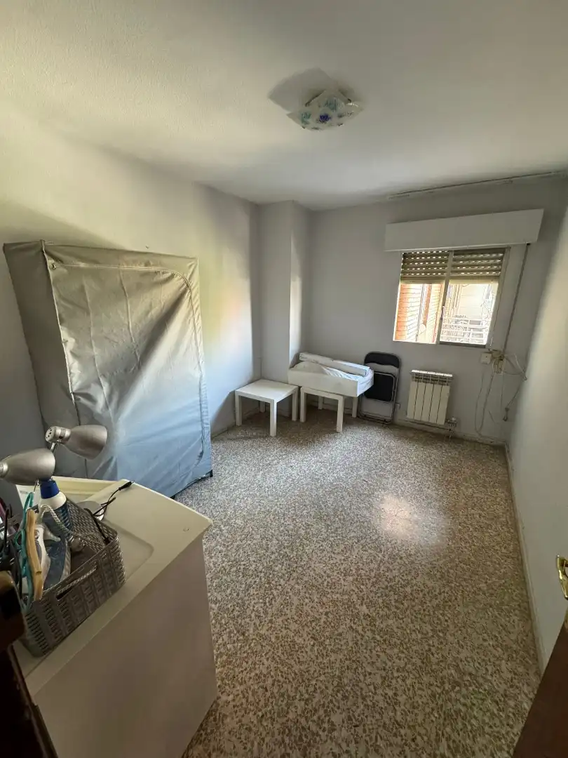Flat for rent in Barrio de Zaidín