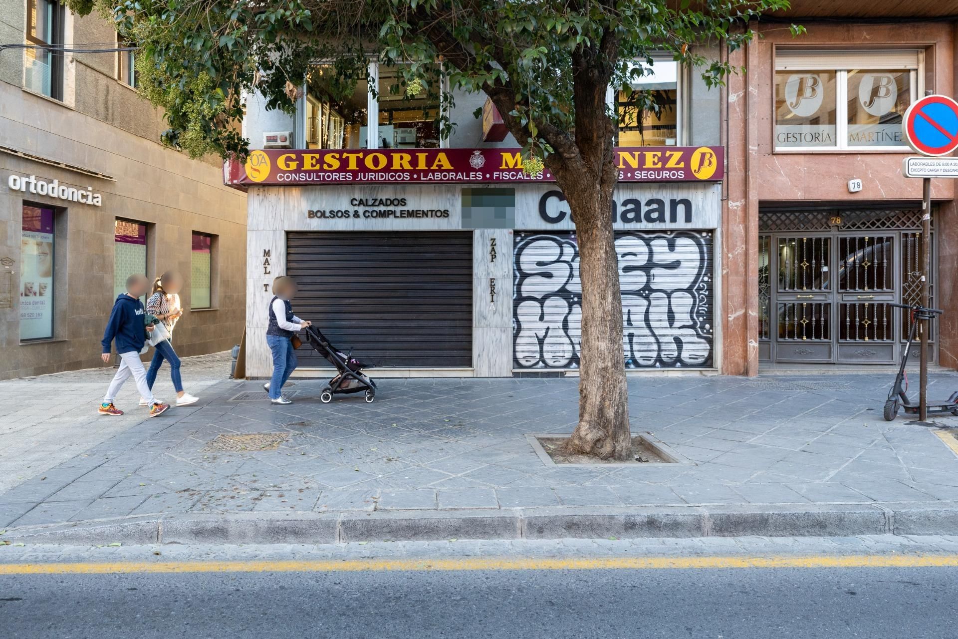 Exterior view of Premises to rent in  Granada Capital