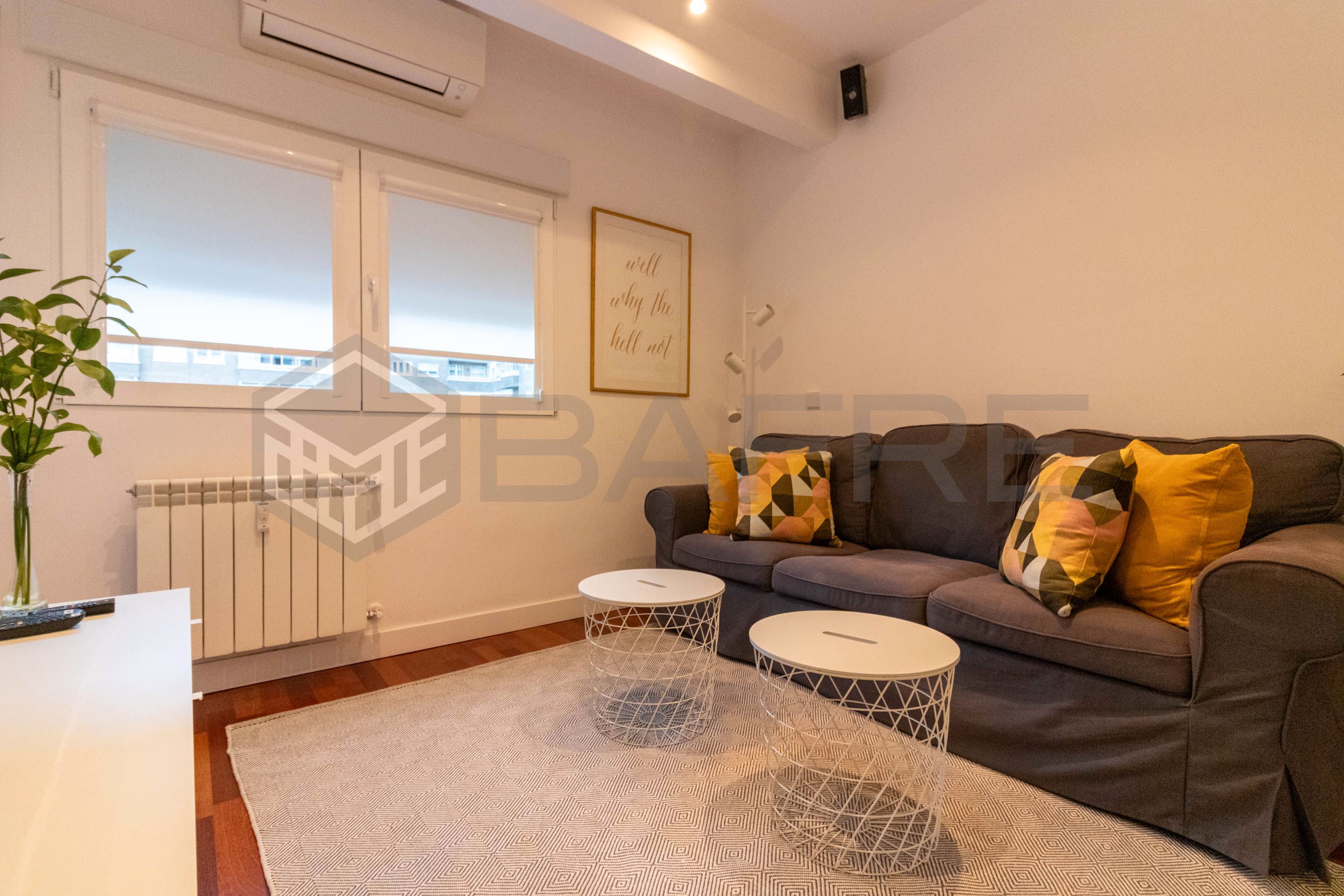 Sala d'estar de Pis en venda en  Madrid Capital amb Aire condicionat i Calefacció