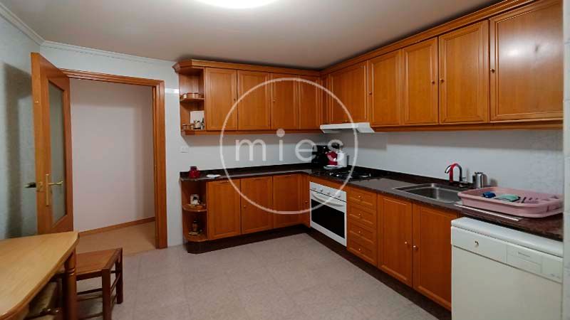 Kitchen of Flat for sale in Torrent  with Air Conditioner, Terrace and Furnished
