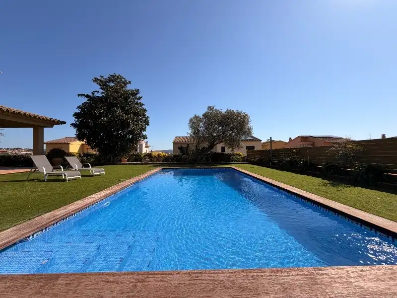 Swimming pool of Houses for sale in Mont-ras  with Air Conditioner, Heating and Private garden