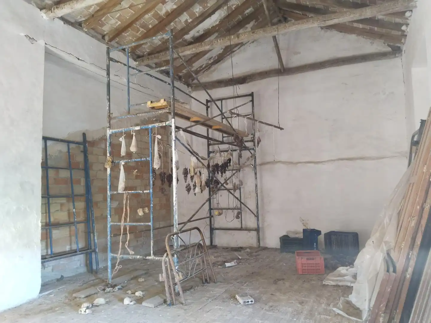 Casa rústica amb terrassa en venda a Zona de la Vega, imagen 15