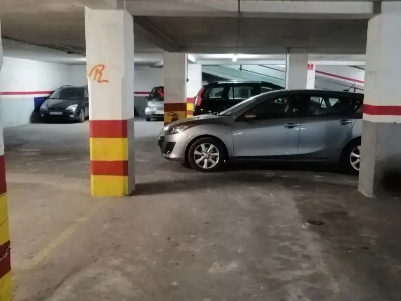 Parkplatz von Garage zur Miete in Barcelona